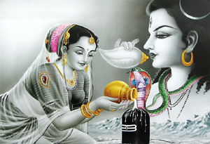 పరమేశ్వరుడు భక్తసులభుడు. తలపై కొద్దిగ గంగనుపోసి విభూది రాస్తేచాలు పరవశుడై అడగకనే వరాలు గుప్పించే బోలా శంకరుడు. ఆస్వామిని కొలచి యక్ష, కిన్నెర, గంధర్వ ,దేవగణాలేకాదు రాక్షసులు సహితము శుభాలను పొందారు. ఇక మానవులకు ఆయన కరుణ లభించడము అత్యంతసులువు. ఆయన అర్చనలు నిరుపేదలు కూడా నిరభ్యంతరముగా చేసుకొనగలిగేలా తాను భక్తసులభుడయినాడు. ఆయన అర్చనకు మీరేమీ అధికముగా కష్టపడి సమకూర్చుకోవలసిన వస్తువులుకావు. కాసిని నీళ్ళు, నాలుగు మాఱేడు దళాలు, ఏ రకమయిన పిచ్చిపూలు తెచ్చినా మురిసిపోతాడా వెఱ్రితండ్రి. ప్రతినెలలోనూ అమావాస్య ముందువచ్చే చతుర్ధశి నాడు ఆయనకు అత్యంత ప్రీతిపాత్రమయినరోజు. దానినే మాస శివరాత్రి అంటారు. మాఘమాసములో వచ్చేదాన్ని మాత్రం మహాశివరాత్రి అనిపిలుస్తారు. ప్రతినెలలో ఆరోజు పగటిపూటఉపవాసము వుండి సాయంత్రము మట్టితో శివలింగాన్ని చేసుకుని గాని, లేక మీకు అందుబాటులో వున్న శివ లింగమునుగాని పూజగదిలో ఒక పల్లెములో వుంచి. స్వామికి ఆవాహన పలికి, తండ్రీ నాపూజలందుకొమ్మని పిలచి, ఆర్ఘ్య పాద్యాదులను సమర్పించి తరువాత అభిషేకము చేయాలి. ఈ అభిషేకము శక్తివున్నవాళ్ళు ఋత్విక్కులను నియమించుకుని, ఆ శక్తిలేనివాళ్ళు తామే నమశ్శివాయ అనుకుంటూ స్వామిని మన తృప్తితీరా నీళ్ళతోనూ, పాలతోనూ అభిషేకించుకోవాలి. తరువాత వస్త్రము సమర్పించి, గంధము, కుంకుమలతో అలంకరించి పూలతో మారేడుదళములతో పూజించాలి. చదవగలిగితే అష్టోత్తరాలు లేకుంటే ఓమ్ నమశ్శివాయ అనే పంచాక్షరిని జపిస్తూ పూజ చేయవచ్చు. తరువాత ధూపము దీపము చూపి మన శక్తికొలది నైవేద్యము సమర్పించి హారతి ఇవ్వాలి. తరువాత అంజలి ఘటించి పూలు మంత్రపుష్పముగా భావించి సమర్పించండి చాలు. ఆతరువాత మీకు వచ్చిన కీర్తనలతో స్వామిని సంతోషుని గావించి మనసులో తలచుకుని ధ్యానించండి. పరవశమయిన ఆతండ్రి మనసు వుర్రూతలూగి అక్కడివాతావరణము ఎంతో ప్రశాంతముగా మారటం మీకు అనుభవ మవుతుంది . మరుసటిరోజు పూజలో వుపయోగించిన ద్రవ్యాలను నదిలోకాని, లేక ఎవరూ తొక్కని చోటకానీ పడవేయాలి. శివమాలిన్యాన్ని తొక్కడము మహాపాపము అంతేకాదు, మహా కష్టాలను తెస్తుంది. ఈవిధముగా భక్తిశ్రధ్ధలతో స్వామిని పూజించి చూడండి మీకోరికలు సత్వరమే నెరవేరుతాయి. సకలదోషాలూ పరిహరింపబడతాయి.